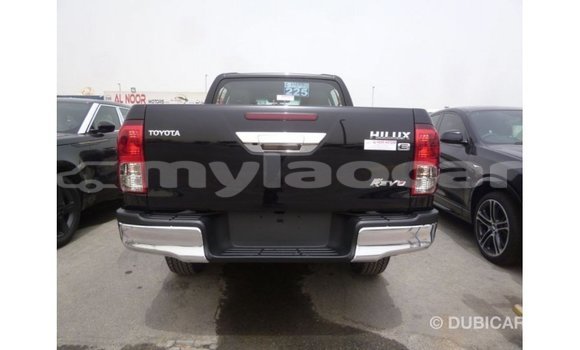 Acheter Import Voiture Toyota Hilux Noir à Import - Dubai, Attapeu Province Acheter Import Voiture Toyota Hilux Noir à Import - Dubai, Attapeu Province