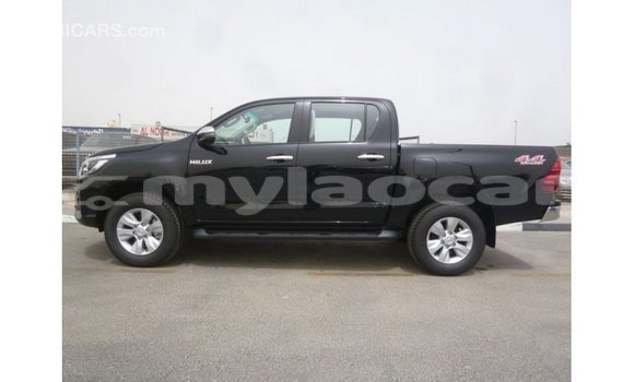 Acheter Import Voiture Toyota Hilux Noir à Import - Dubai, Attapeu Province Acheter Import Voiture Toyota Hilux Noir à Import - Dubai, Attapeu Province
