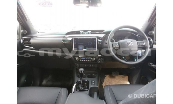 Buy Import Toyota Hilux White Car in Import - Dubai in Attapeu Province Buy Import Toyota Hilux White Car in Import - Dubai in Attapeu Province