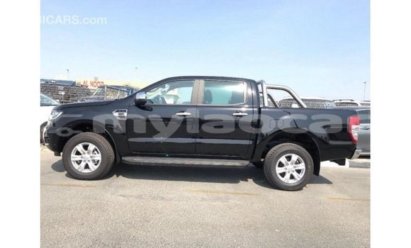Acheter Import Voiture Ford Ranger Noir à Import - Dubai, Attapeu Province Acheter Import Voiture Ford Ranger Noir à Import - Dubai, Attapeu Province