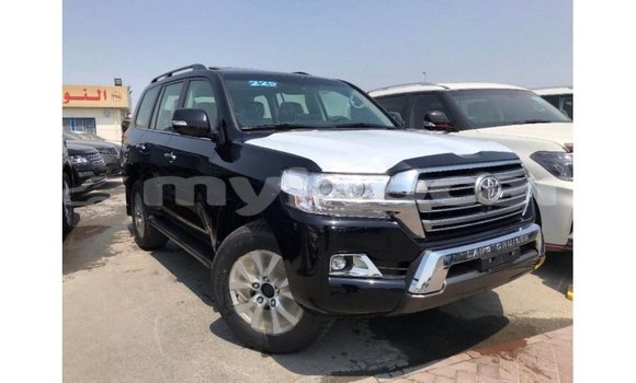 Buy Import Toyota Land Cruiser Black Car in Import - Dubai in Attapeu Province
