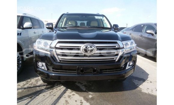 Acheter Import Voiture Toyota Land Cruiser Noir à Import - Dubai, Attapeu Province Acheter Import Voiture Toyota Land Cruiser Noir à Import - Dubai, Attapeu Province