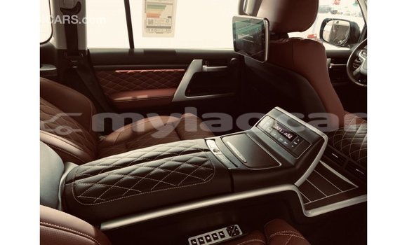 Buy Import Toyota Land Cruiser Black Car in Import - Dubai in Attapeu Province Buy Import Toyota Land Cruiser Black Car in Import - Dubai in Attapeu Province