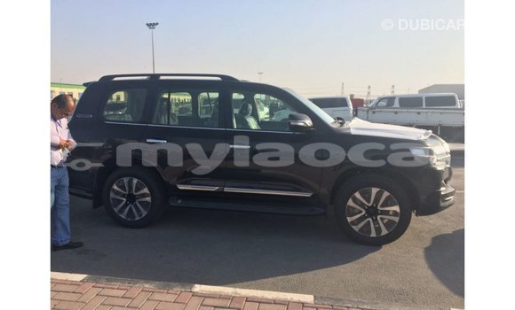Buy Import Toyota Land Cruiser Black Car in Import - Dubai in Attapeu Province Buy Import Toyota Land Cruiser Black Car in Import - Dubai in Attapeu Province