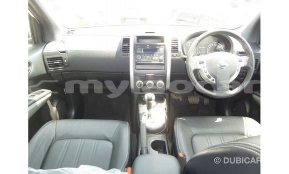 Buy Import Nissan Evalia White Truck in Import - Dubai in Attapeu Province Buy Import Nissan Evalia White Truck in Import - Dubai in Attapeu Province