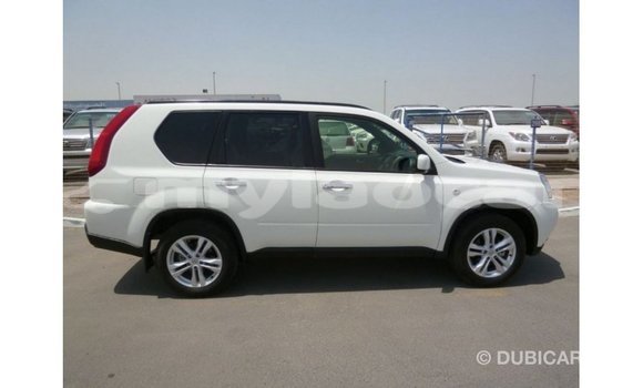 Buy Import Nissan Evalia White Truck in Import - Dubai in Attapeu Province Buy Import Nissan Evalia White Truck in Import - Dubai in Attapeu Province