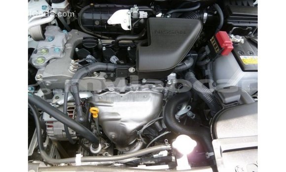 Buy Import Nissan Evalia White Truck in Import - Dubai in Attapeu Province Buy Import Nissan Evalia White Truck in Import - Dubai in Attapeu Province