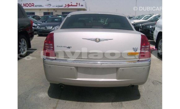 ຊື້ ການ ນຳ ເຂົ້າ Chrysler 300 Beige ລົດ ໃນ Import - Dubai ໃນ Attapeu Province ຊື້ ການ ນຳ ເຂົ້າ Chrysler 300 Beige ລົດ ໃນ Import - Dubai ໃນ Attapeu Province