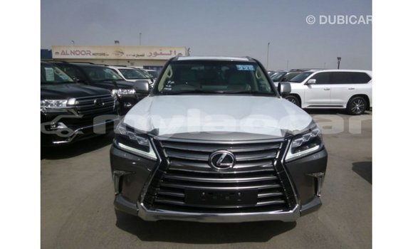 Acheter Import Voiture Lexus LX Autre à Import - Dubai, Attapeu Province Acheter Import Voiture Lexus LX Autre à Import - Dubai, Attapeu Province