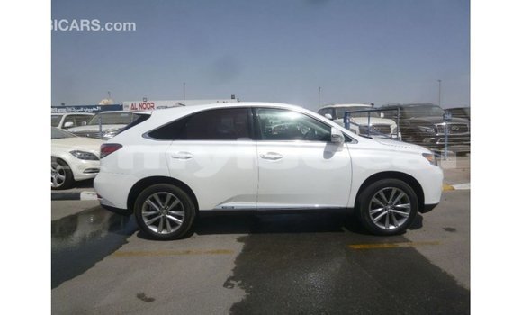 Acheter Import Voiture Lexus RX Blanc à Import - Dubai, Attapeu Province Acheter Import Voiture Lexus RX Blanc à Import - Dubai, Attapeu Province