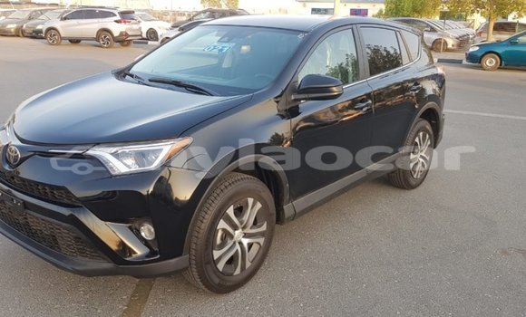 Buy Import Toyota HiAce Black Truck in Import - Dubai in Attapeu Province