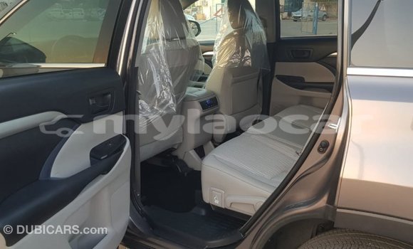 Buy Import Toyota Highlander Other Car in Import - Dubai in Attapeu Province Buy Import Toyota Highlander Other Car in Import - Dubai in Attapeu Province
