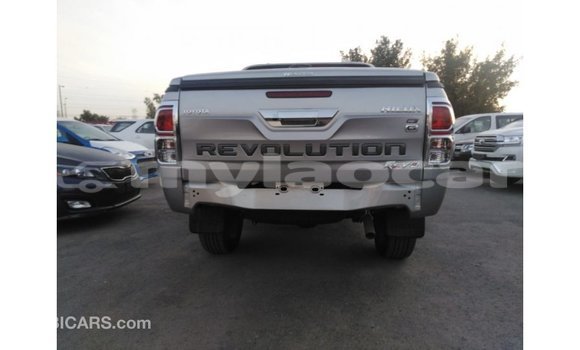 Acheter Import Voiture Toyota Hilux Autre à Import - Dubai, Attapeu Province Acheter Import Voiture Toyota Hilux Autre à Import - Dubai, Attapeu Province