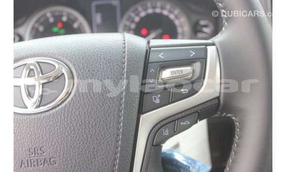 Buy Import Toyota Land Cruiser White Car in Import - Dubai in Attapeu Province Buy Import Toyota Land Cruiser White Car in Import - Dubai in Attapeu Province