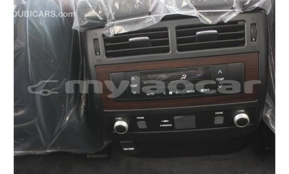 Buy Import Toyota Land Cruiser White Car in Import - Dubai in Attapeu Province Buy Import Toyota Land Cruiser White Car in Import - Dubai in Attapeu Province
