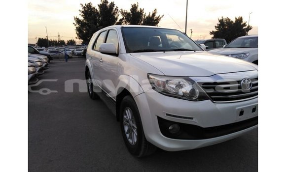 ຊື້ ການ ນຳ ເຂົ້າ Toyota Fortuner White ລົດ ໃນ Import - Dubai ໃນ Attapeu Province ຊື້ ການ ນຳ ເຂົ້າ Toyota Fortuner White ລົດ ໃນ Import - Dubai ໃນ Attapeu Province