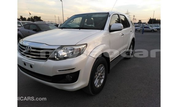 ຊື້ ການ ນຳ ເຂົ້າ Toyota Fortuner White ລົດ ໃນ Import - Dubai ໃນ Attapeu Province ຊື້ ການ ນຳ ເຂົ້າ Toyota Fortuner White ລົດ ໃນ Import - Dubai ໃນ Attapeu Province