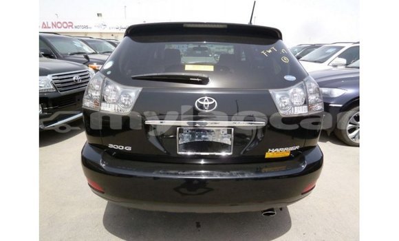 Acheter Import Voiture Toyota Harrier Noir à Import - Dubai, Attapeu Province Acheter Import Voiture Toyota Harrier Noir à Import - Dubai, Attapeu Province