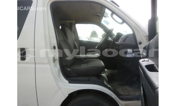 Buy Import Toyota Hiace White Car in Import - Dubai in Attapeu Province Buy Import Toyota Hiace White Car in Import - Dubai in Attapeu Province