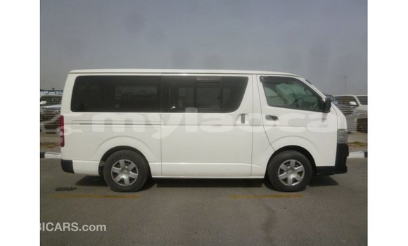 Buy Import Toyota Hiace White Car in Import - Dubai in Attapeu Province Buy Import Toyota Hiace White Car in Import - Dubai in Attapeu Province