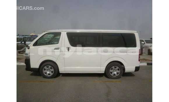 Buy Import Toyota Hiace White Car in Import - Dubai in Attapeu Province Buy Import Toyota Hiace White Car in Import - Dubai in Attapeu Province