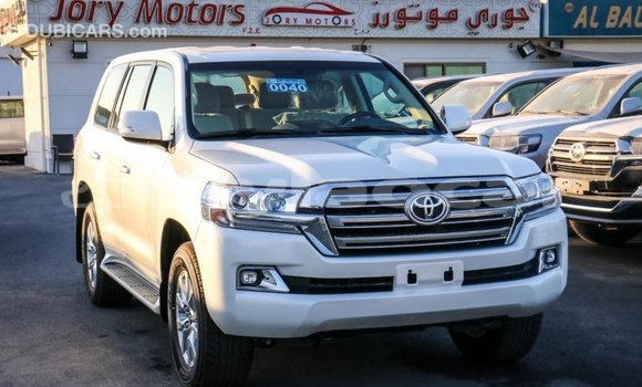 Buy Import Toyota Land Cruiser White Car in Import - Dubai in Attapeu Province Buy Import Toyota Land Cruiser White Car in Import - Dubai in Attapeu Province