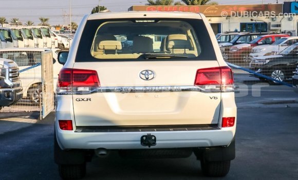 Buy Import Toyota Land Cruiser White Car in Import - Dubai in Attapeu Province Buy Import Toyota Land Cruiser White Car in Import - Dubai in Attapeu Province