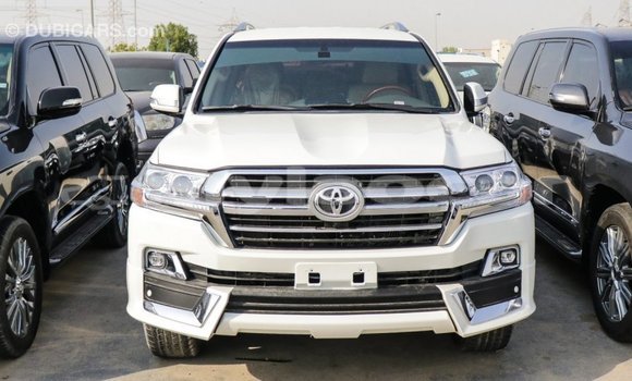 Buy Import Toyota Land Cruiser White Car in Import - Dubai in Attapeu Province Buy Import Toyota Land Cruiser White Car in Import - Dubai in Attapeu Province