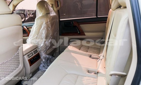Buy Import Toyota Land Cruiser White Car in Import - Dubai in Attapeu Province Buy Import Toyota Land Cruiser White Car in Import - Dubai in Attapeu Province