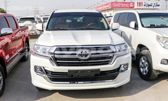 Buy Import Toyota Land Cruiser White Car in Import - Dubai in Attapeu Province Buy Import Toyota Land Cruiser White Car in Import - Dubai in Attapeu Province