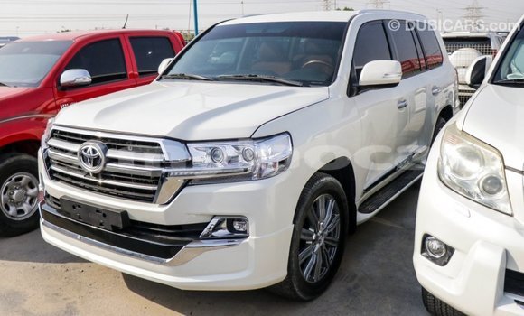 Buy Import Toyota Land Cruiser White Car in Import - Dubai in Attapeu Province Buy Import Toyota Land Cruiser White Car in Import - Dubai in Attapeu Province