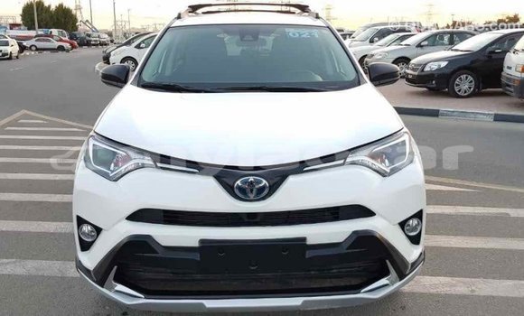 Buy Import Toyota RAV4 White Car in Import - Dubai in Attapeu Province Buy Import Toyota RAV4 White Car in Import - Dubai in Attapeu Province