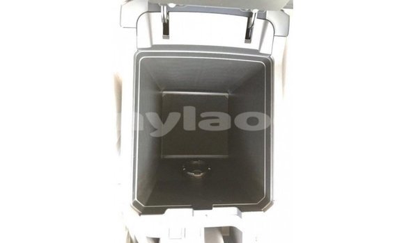 Acheter Import Voiture Toyota Prado Noir à Import - Dubai, Attapeu Province Acheter Import Voiture Toyota Prado Noir à Import - Dubai, Attapeu Province