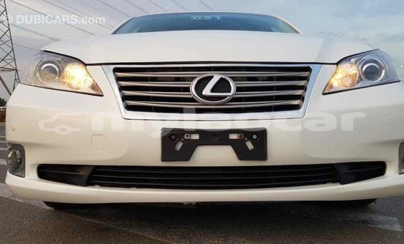 Buy Import Lexus ES White Car in Import - Dubai in Attapeu Province Buy Import Lexus ES White Car in Import - Dubai in Attapeu Province