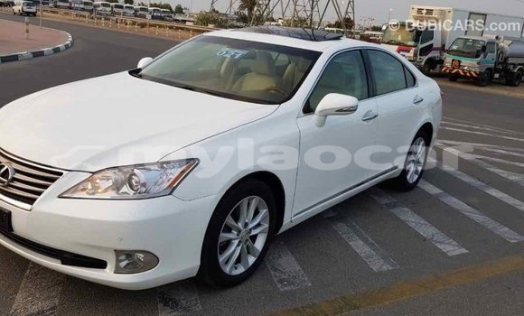 Buy Import Lexus ES White Car in Import - Dubai in Attapeu Province Buy Import Lexus ES White Car in Import - Dubai in Attapeu Province