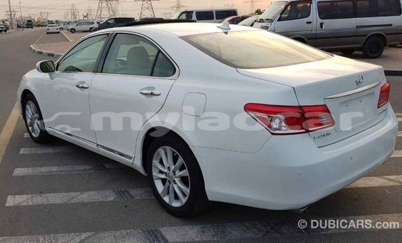 Buy Import Lexus ES White Car in Import - Dubai in Attapeu Province Buy Import Lexus ES White Car in Import - Dubai in Attapeu Province