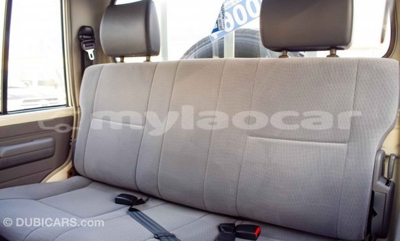 Buy Import Toyota Land Cruiser White Car in Import - Dubai in Attapeu Province Buy Import Toyota Land Cruiser White Car in Import - Dubai in Attapeu Province