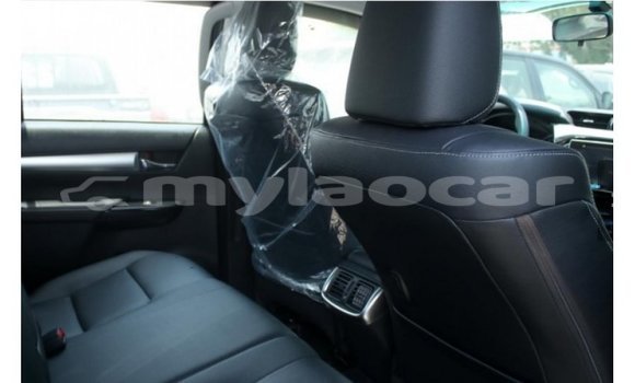 Buy Import Toyota Hilux Other Car in Import - Dubai in Attapeu Province Buy Import Toyota Hilux Other Car in Import - Dubai in Attapeu Province