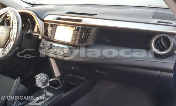 Buy Import Toyota HiAce Blue Truck in Import - Dubai in Attapeu Province Buy Import Toyota HiAce Blue Truck in Import - Dubai in Attapeu Province