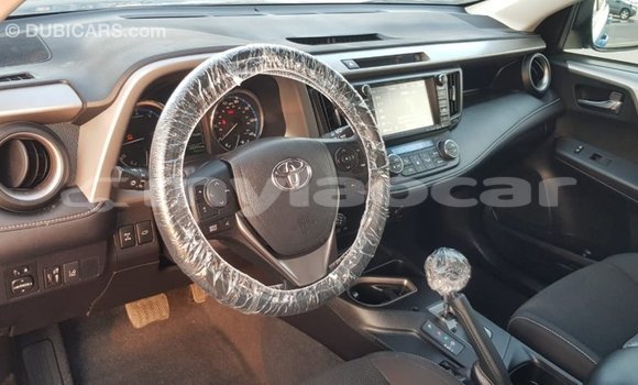 Buy Import Toyota HiAce Blue Truck in Import - Dubai in Attapeu Province Buy Import Toyota HiAce Blue Truck in Import - Dubai in Attapeu Province
