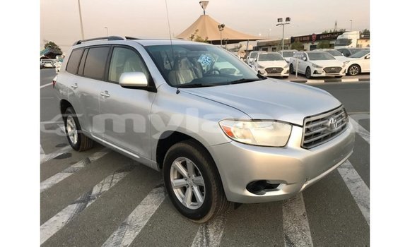 Acheter Import Voiture Toyota Highlander Autre à Import - Dubai, Attapeu Province Acheter Import Voiture Toyota Highlander Autre à Import - Dubai, Attapeu Province