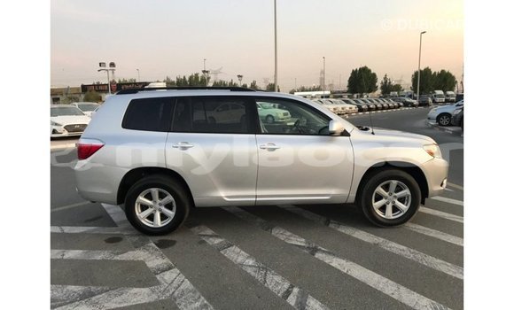 Acheter Import Voiture Toyota Highlander Autre à Import - Dubai, Attapeu Province Acheter Import Voiture Toyota Highlander Autre à Import - Dubai, Attapeu Province