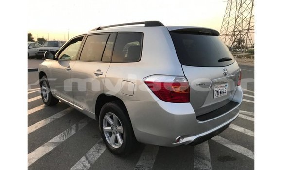 Acheter Import Voiture Toyota Highlander Autre à Import - Dubai, Attapeu Province Acheter Import Voiture Toyota Highlander Autre à Import - Dubai, Attapeu Province