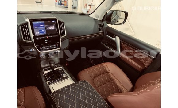 Buy Import Toyota Land Cruiser Black Car in Import - Dubai in Attapeu Province Buy Import Toyota Land Cruiser Black Car in Import - Dubai in Attapeu Province