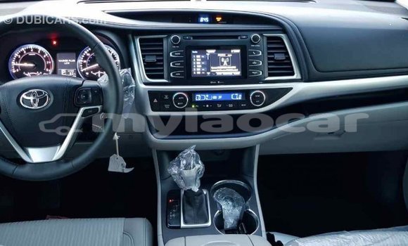 Buy Import Toyota Highlander Other Car in Import - Dubai in Attapeu Province Buy Import Toyota Highlander Other Car in Import - Dubai in Attapeu Province