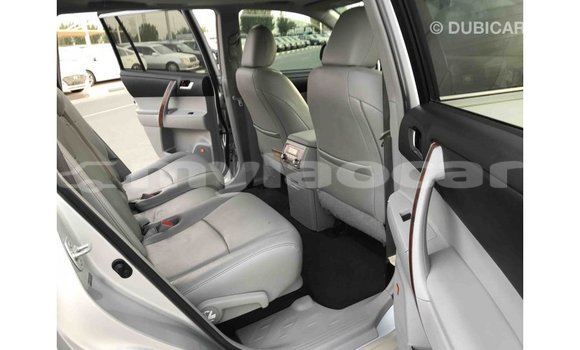 Buy Import Toyota Highlander Other Car in Import - Dubai in Attapeu Province Buy Import Toyota Highlander Other Car in Import - Dubai in Attapeu Province