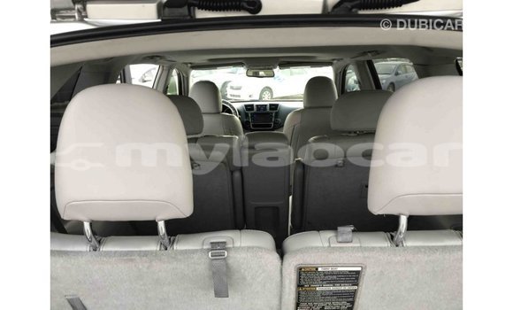 Buy Import Toyota Highlander Other Car in Import - Dubai in Attapeu Province Buy Import Toyota Highlander Other Car in Import - Dubai in Attapeu Province