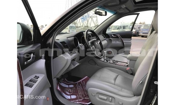 Buy Import Toyota Highlander Black Car in Import - Dubai in Attapeu Province Buy Import Toyota Highlander Black Car in Import - Dubai in Attapeu Province