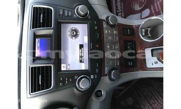 Buy Import Toyota Highlander Black Car in Import - Dubai in Attapeu Province Buy Import Toyota Highlander Black Car in Import - Dubai in Attapeu Province