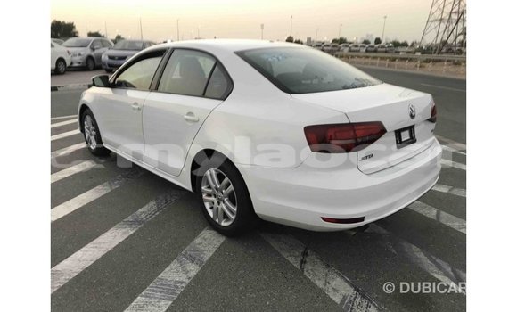 Buy Import Volkswagen Jetta White Car in Import - Dubai in Attapeu Province Buy Import Volkswagen Jetta White Car in Import - Dubai in Attapeu Province